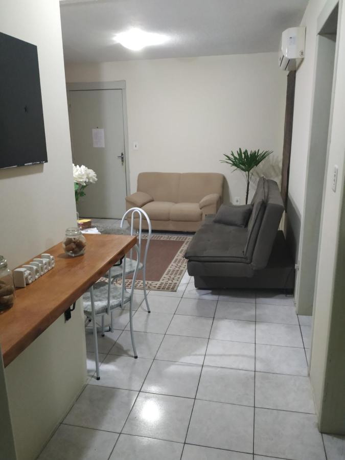 Apto 2 Quartos, Cond Fechado, Com Vaga, 4º Andar Por Escadas 佩洛塔斯 外观 照片